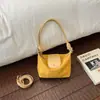 Bolsa Pequena Retrô Primavera e Verão Feminina 2026 Novo Estilo Moda Versátil Bolsa Transversal Toque de Luxo Super Quente Bolsa de Mão Formato Dumpling
