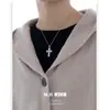 Collar Colgante de Cruz Único y Versátil para Mujer, Moda de Lujo Ligero con Diseño de Nicho y Sensación de Alta Gama, Cadena para Clavícula