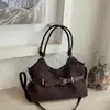 Bolsa de ombro com fivela de cinto estilo coreano minimalista para mulheres, outono retrô de alta qualidade versátil para o dia a dia, bolsa de ombro cruzada sob o braço