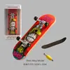 Juguete de patineta de dedo Amazon con explosiones transfronterizas rusas, rodamiento de aleación de arce de cinco capas, descompresión de la punta del dedo del pulgar.
