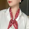 Novedad Primavera/Verano 2026 Hebilla Magnética Protector de Cuello Perezoso Bufanda Pequeña de Seda Bufanda de Cuello Nudo de Mariposa de Moda Chal Bufanda