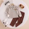 Conjunto Primavera e Outono para Meninos Bebês e Crianças Pequenas Waffle Listrado Gola Polo Bordado de Urso Blusa Calça Longa Conjunto de Duas Peças