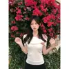 Camiseta de Manga Corta Floral Estilo Coreano Suave y Dulce Escote de Una Línea Hombros Descubiertos Top Ajustado Moda de Verano Ins