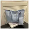 Bolsa Tote de Ombro Bordada Grande Capacidade, Estilo Simples e Elegante, Texturizada, para Trabalho e Dia a Dia, Lançamento 2026, Moderna e na Moda