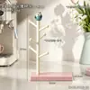 Portavasos con forma de árbol y animal pequeño, estante colgante de drenaje para vasos de agua de escritorio, adorno de almacenamiento divertido para la mesa de café de la sala de estar