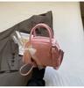 Bolso de mujer de primavera 2025, diseño de nicho de moda, informal, sencillo, pequeño, cuadrado, bolso de mano, bandolera de hombro.