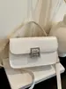 Bolso de Mano Pequeño Cuadrado de Cuero con Cera de Aceite para Mujer 2026 Nuevo Estilo Bolso de Hombro Versátil Simple con Cerradura Bolso Cruzado de Moda para Mujer
