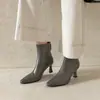 Botas de Cano Curto Femininas de Couro de Vaca Salto Alto Botas Individuais Outono e Inverno Novo Bico Quadrado Zíper nas Costas Estilo Coreano Botas de Cano Curto de Couro Genuíno para Mulheres e Botas de Cano Curto