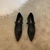 Zapatos de tacón bajo elegantes y únicos, zapatos de mujer estilo retro francés con tacones gruesos y correas con hebilla