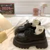 Mocassins Femininos de Plataforma Macia com Cadarço, Estilo Britânico Retro Versátil, Coleção Outono 2025