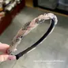 Faixa de Cabelo de Alta Qualidade Estilo Coreano Selecionada Cuidadosamente Faixa de Cabelo com Rede Envolvida em Strass Versátil para Testa Acessórios para Cabelo Soltos no Topo do Crânio