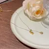 Joyería Transfronteriza Europea y Americana Moda y Exquisito Colgante Nicho Cadena Clavicular No Descolorante Oro de 18K Acero Titanio Accesorios de Collar para Mujer
