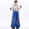 Conjunto de Moda para Actuación de Jazz para Niñas: Top Corto de Cuello Halter de Moda y Pantalones Largos Azules Rasgados Conjunto de Performance Jazz