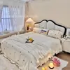 Cama Estofada Macia Ondulada Estilo Retro Francês Bloqueio de Cores Preto e Branco Cabeceira de Arco Duplo Nuvem Quarto Principal Francês Casal Cama de Casamento