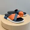 Nuevas Sandalias de Playa para Hombre 2025 de Piel Genuina con Suela Gruesa, Estilo Slip-On de Moda para Exteriores Antideslizantes, Estilo Europeo de Moda
