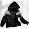 Jaqueta de Yoga Feminina Atacado Esportiva Outdoor Tamanho Grande Respirável Roupas para Corrida Matinal Treinamento Roupas Fitness Moletom para Estúdio de Yoga Feminino