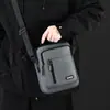 Nueva Bolsa de Hombro para Hombre Casual Moderna Versátil Multicapa Bolsa para el Trabajo Simple Moda Bolso de Mano de Viaje para Hombre Bolso Cruzado