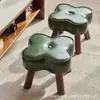 Banquito de Madera Maciza, Taburete Bajo Vintage, Reposapiés de Trébol de Cuatro Hojas, Taburete Reposapiés, Taburete de Mesa de Café para Sofá, Silla Pequeña Floral, Taburete Redondo