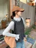 Lindo Colete Tricotado Cinza Estilo Coreano para Mulheres, Único e Super Estiloso para Outono e Inverno, Perfeito para Usar em Camadas como um Top Outerwear Sem Mangas