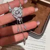 Colar de Flor de Camélia Pequena Fragrante Estilo Coreano com Pedras Totais para Mulheres, Luxo Leve, Alto Padrão, Acessório de Corrente para Clavícula Suave e Versátil