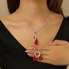 Conjunto de collar y pendientes con colgante de gota de agua y corazón de melocotón, elegante y a la moda, estilo japonés y coreano, con cadena de garra y tendencia simple.