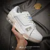 Zapatos de plataforma gruesa Putian de alta calidad para aumentar la altura para hombres y mujeres, nuevo modelo 2026, mocasines transpirables versátiles para deportes casuales