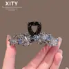 2026 Novo Presilha de Cabelo de Cristal Azul Claro Estilo Japonês e Coreano para Mulheres, Prendedor de Tubarão Elegante para Meio Preso, Acessório de Cabelo Exquisito de Luxo Leve