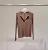 Camiseta de manga larga lisa de invierno estilo coreano Fan XH con cuello en V adelgazante más terciopelo Dongdaemun nuevo para mujer