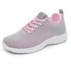 Sapatos Tecidos Cross-Border Fly para Mulheres Nova Tendência Primavera e Verão 2025 Tênis Esportivos Modernos Sapatos Leves Respiráveis para Corrida ao Ar Livre Sapatos Casuais para Mulheres
