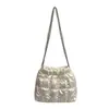 Elegante Bolso de Hombro Fruncido con Hombros Abullonados para Mujer, Verano 2026 Estilo Coreano Simple Estilo Ins Bolso Versátil de Cadena para Debajo del Brazo