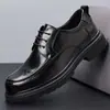 Zapatos de piel para hombre 2026 nuevo modelo de otoño, transpirables casuales estilo británico piel genuina versátiles para negocios de alta gama zapatos derby para hombre