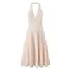 Elegante Vestido de Sol Morado de Longitud Media con Cuello Halter para Mujer, Nuevo Estilo Europeo y Americano Primavera 2026, Ajuste Delgado Sexy con Espalda Descubierta