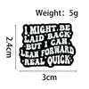 Broche Geométrico Criativo Fundo Preto Texto Branco Personalidade Esmalte Liga Combinado de Insígnia com Frase em Inglês Acessório de Fixação para Roupas