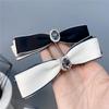 A154-1 Pasador Largo para el Cabello con Forma de Arco Encrustado de Diamantes Transfronterizo, Dulce Elegante, Clip de Resorte para el Cabello Estilo Palacio con Pedrería Gris Multicapa