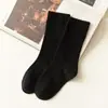 Calcetines Infantiles de Algodón de Fibra Larga en Stock, de Media Pantorrilla con Borde Acanalado, Color Sólido, Cómodos Calcetines Holgados, Calcetines Infantiles para Todas las Estaciones