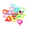 Accesorios para Bolsos con Cierre de Langosta de Color Caramelo en Forma de Corazón Llavero de Plástico Hebilla Colgante Colorida Venta al por Mayor Fabricante