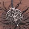 Colgante de aleación de zinc con el Árbol de la Vida Vikingo Transfronterizo, collar redondo con el Árbol del Mundo de las Runas de Odín Retro, joyería europea y americana.