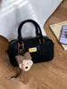 Bolso cruzado retro casual simple transfronterizo para mujer con un toque de alta gama, bolsa Boston tipo almohada versátil, diseño para el trabajo cruzado