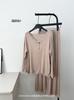 Hong Sheng # 1012 Lindo Conjunto para Casa com Renda Costurada Gola Redonda Grande Manga Longa Outono e Inverno Pijama Fino para Mulheres