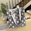Bolsas de Design de Nicho Coreanas para Mulheres Verão 2026 Nova Moda Bolsa de Mão Casual Bolsa Tote Bolsa de Ombro Fashion