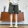 Shorts utilitários verde militar para homens e mulheres, calças de cinco pontos soltas de verão, calças americanas de corte reto cleanfit, perna larga, comprimento médio
