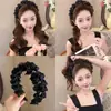 Diadema con Dientes, Antideslizante, Corona Alta, Incrustada con Diamantes, Dentada, Sencilla, Moderna, Versátil, Estilo de Celebridad de Internet, Diadema para Reducir la Edad para Mujeres