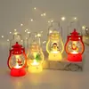 Lanterna de cavalo em miniatura com tema de Natal, pequena luz noturna, lamparina a óleo portátil, presente de Natal para crianças de jardim de infância, decoração de panificação e ornamento decorativo