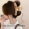Pinza de garra de felpa floral grande para cabello grueso, pinza de pelo tejida de alta gama para otoño e invierno, nuevo pinza de tiburón 2026 accesorio para el cabello para mujer