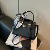 2026 Início do Outono Novas Bolsas de Alta Qualidade para o Dia a Dia Bolsa de Ombro Moda Simples Design de Nicho Bolsa de Ombro Único Transversal