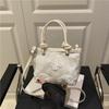 Nova Bolsa Borboleta Bordada Estilo Chinês para Mulheres 2025 Primavera e Verão Novo Estilo Nacional Bolsa Balde da Moda Estilo Doce e Ocidental Bolsa Transversal