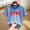 Bufanda Roja Ropa para Actividad Grupal del Día Nacional Camisa de Marinero Nostálgica Camiseta de Manga Corta Camiseta Clásica a Rayas Azules y Blancas para Actuación Estudiantil