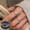 Anillo Corazón Geométrico Textura Martillada para Mujer, Diseño Moderno y Único, Anillo Abierto Nicho de Borde Ancho, Anillo Hip-Hop para Dedo Índice