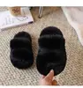 Pantuflas de lana cruzadas para padres e hijos 2024 nuevas para madre e hija otoño e invierno cálidas para el hogar con forro polar gruesas antideslizantes de algodón para bebé