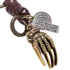 Fábrica directa de accesorios nuevos europeos y americanos, llavero vintage de aleación tejida para hueso de mano, piel de vaca, regalo pequeño simple y creativo